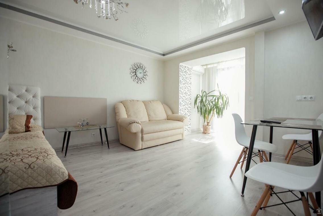 Apartments-Studio On Gogolya クロプィウヌィーツィクィイ エクステリア 写真