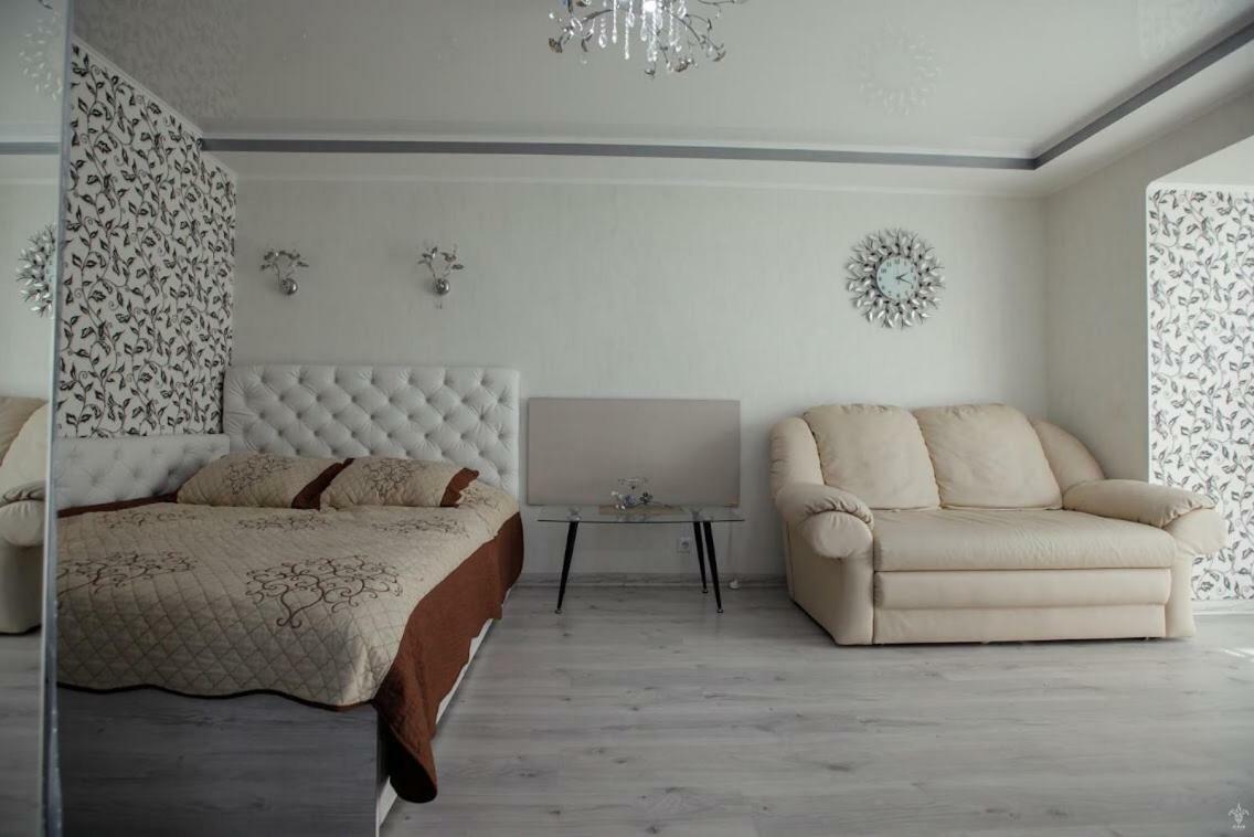 Apartments-Studio On Gogolya クロプィウヌィーツィクィイ エクステリア 写真